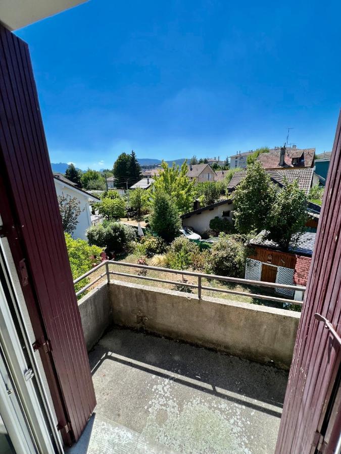 Un Peu Plus Pres Des Etoiles Annecy Buitenkant foto